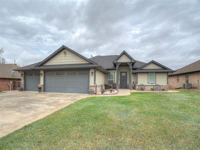 20629 Twisted Oak Road, Harrah, OK 73045
