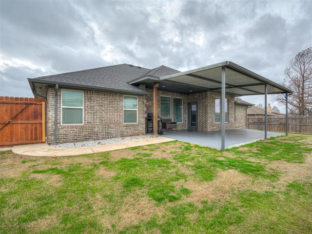20629 Twisted Oak Road, Harrah, OK 73045