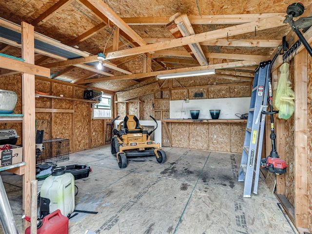 20629 Twisted Oak Road, Harrah, OK 73045