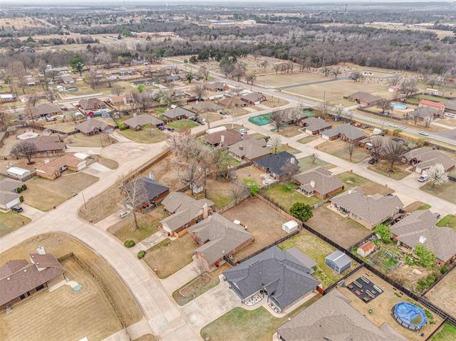 20629 Twisted Oak Road, Harrah, OK 73045