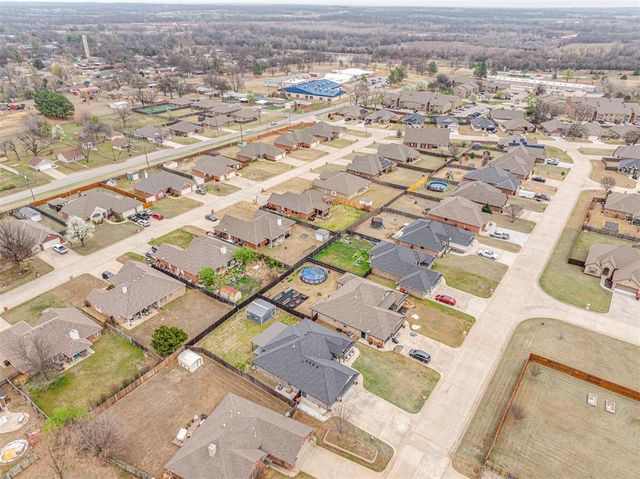 20629 Twisted Oak Road, Harrah, OK 73045