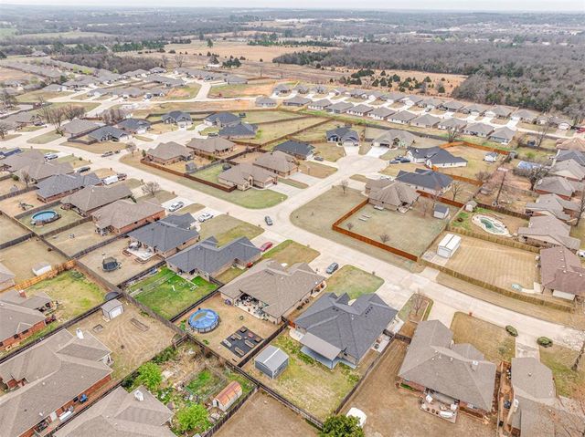 20629 Twisted Oak Road, Harrah, OK 73045