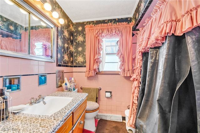 969 East Avenue, Tallmadge, OH 44278