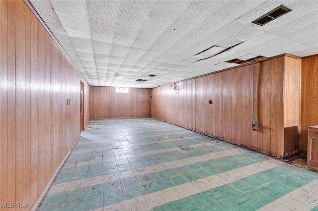 969 East Avenue, Tallmadge, OH 44278