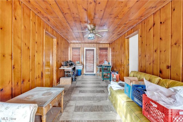 969 East Avenue, Tallmadge, OH 44278