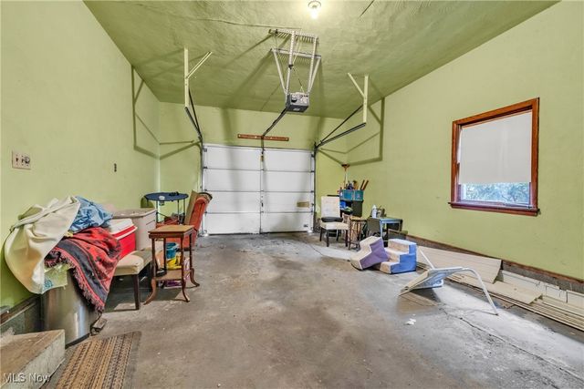 969 East Avenue, Tallmadge, OH 44278