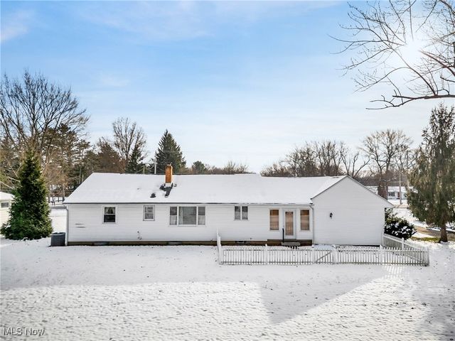 969 East Avenue, Tallmadge, OH 44278