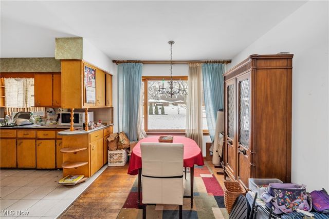 969 East Avenue, Tallmadge, OH 44278