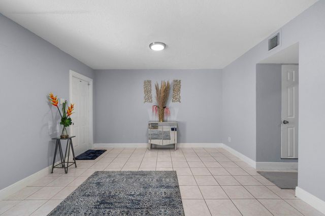 4527 NW 191st Terrace, Miami Gardens, FL 33055