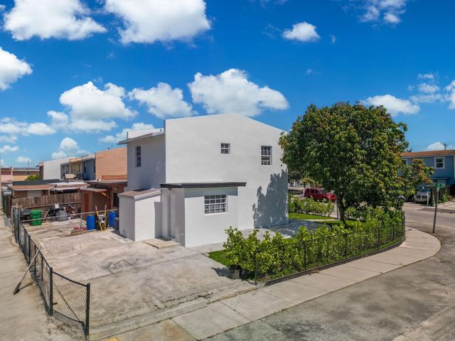 4527 NW 191st Terrace, Miami Gardens, FL 33055