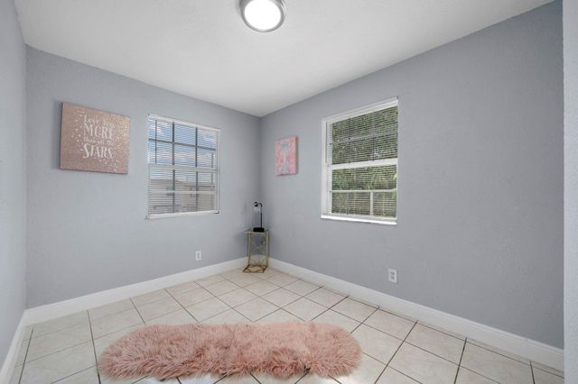 4527 NW 191st Terrace, Miami Gardens, FL 33055