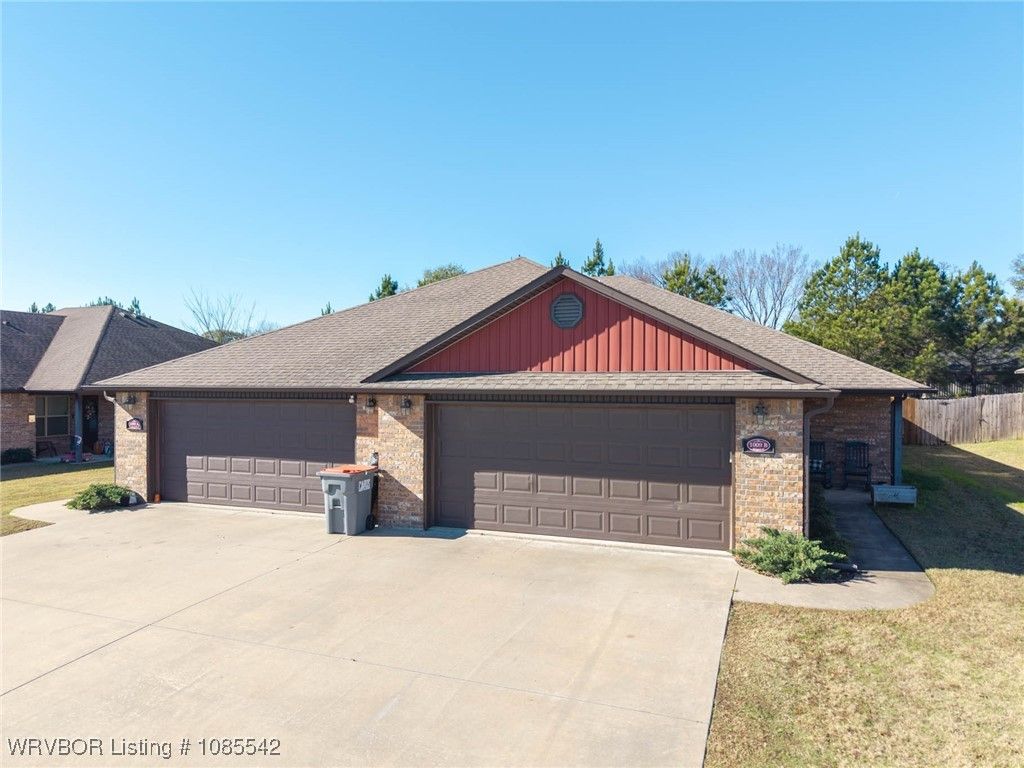 1009 Springhill Road, Barling, AR 72923
