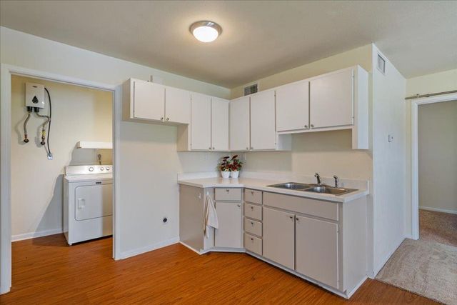 311 WINDY LN, Taylor, TX 76574