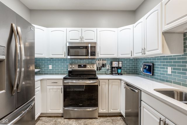 5744 Spruce Knoll Court, Indianapolis, IN 46220