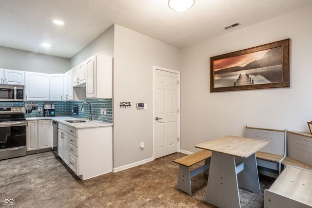 5744 Spruce Knoll Court, Indianapolis, IN 46220