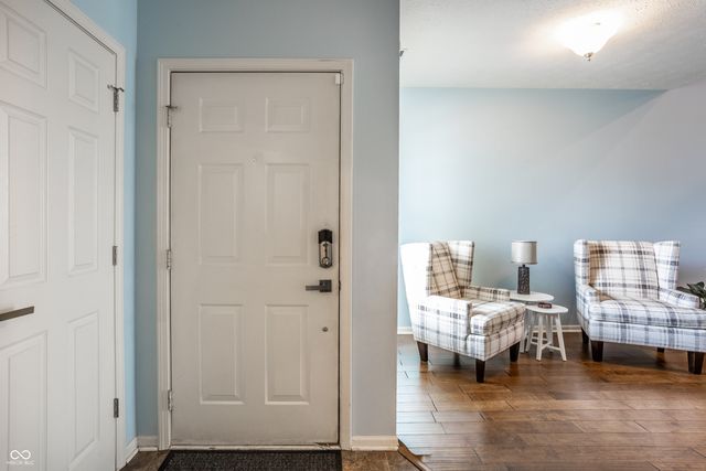 5744 Spruce Knoll Court, Indianapolis, IN 46220