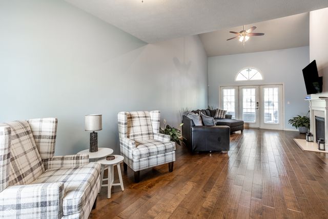 5744 Spruce Knoll Court, Indianapolis, IN 46220
