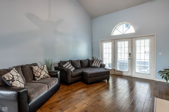 5744 Spruce Knoll Court, Indianapolis, IN 46220