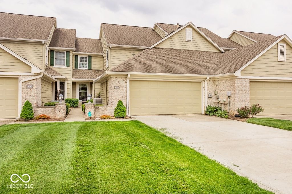 5744 Spruce Knoll Court, Indianapolis, IN 46220
