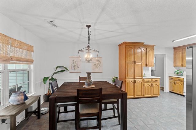 792 County Rd 60, Skipperville, AL 36374