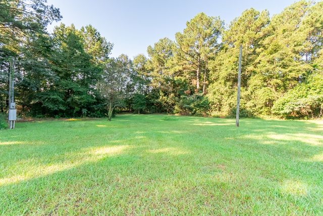 792 County Rd 60, Skipperville, AL 36374