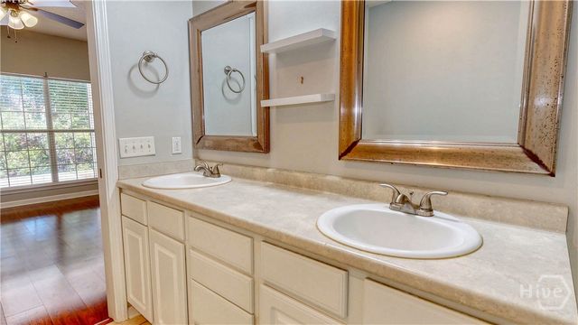 42 Stonelake Circle, Savannah, GA 31419