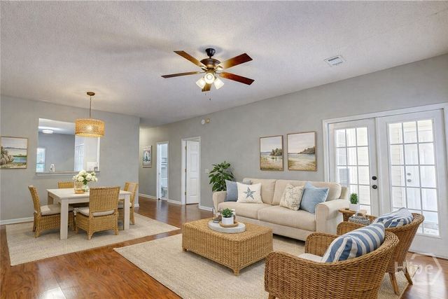 42 Stonelake Circle, Savannah, GA 31419