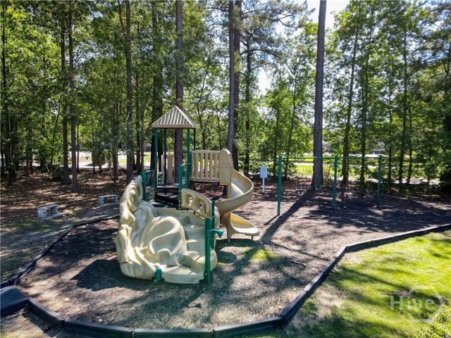 42 Stonelake Circle, Savannah, GA 31419