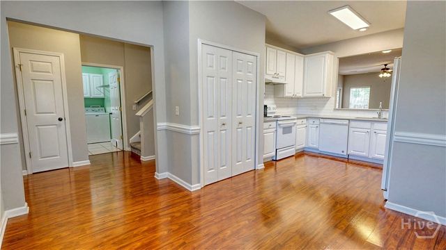 42 Stonelake Circle, Savannah, GA 31419