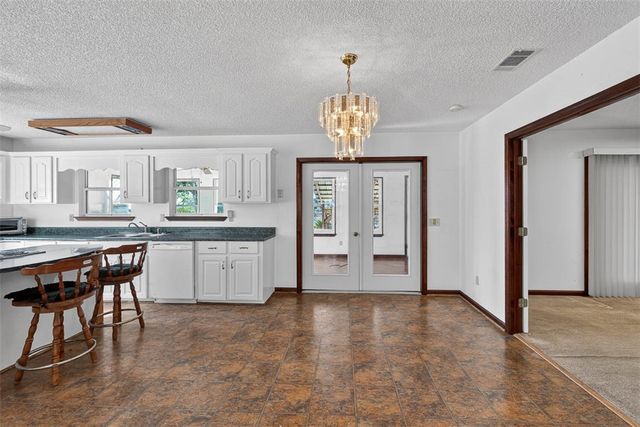 1448 Horseshoe Cove Road, Waverly, GA 31565