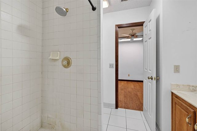 1448 Horseshoe Cove Road, Waverly, GA 31565