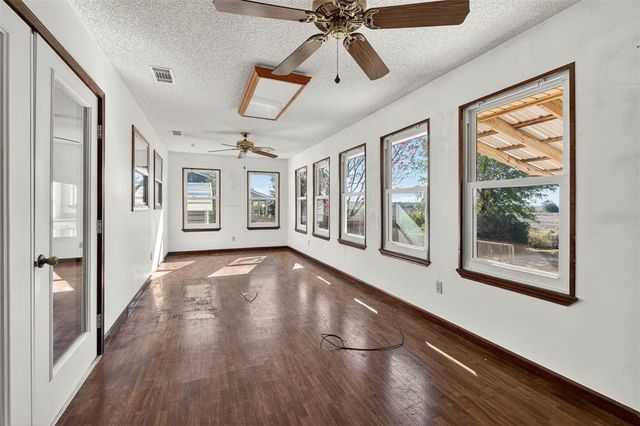 1448 Horseshoe Cove Road, Waverly, GA 31565