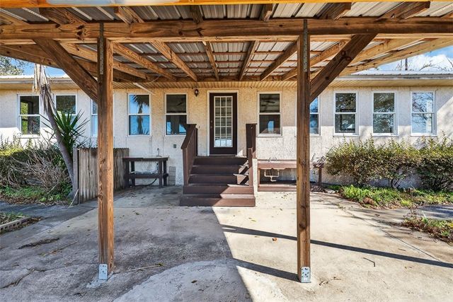 1448 Horseshoe Cove Road, Waverly, GA 31565