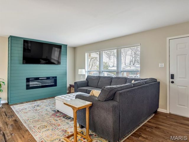 10 Meckfessel Drive, Fairview Heights, IL 62208