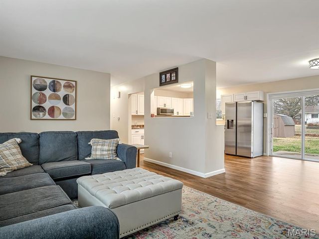 10 Meckfessel Drive, Fairview Heights, IL 62208