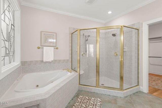 1013 Erins Way Lane, Raleigh, NC 27614