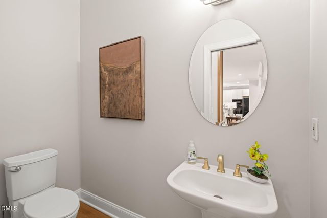 1013 Erins Way Lane, Raleigh, NC 27614