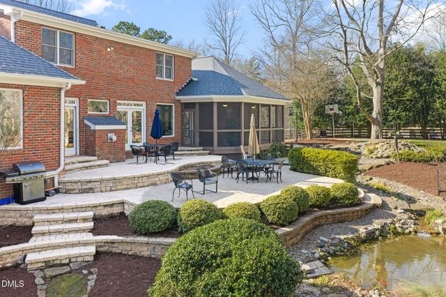 1013 Erins Way Lane, Raleigh, NC 27614