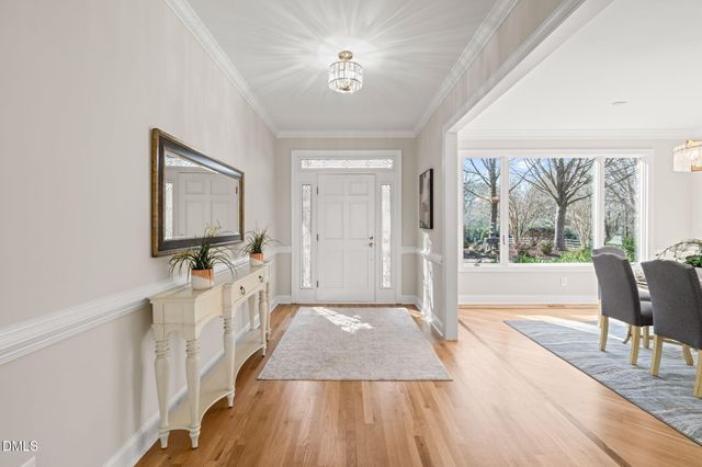 1013 Erins Way Lane, Raleigh, NC 27614