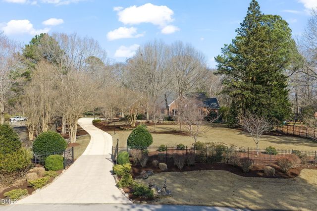 1013 Erins Way Lane, Raleigh, NC 27614