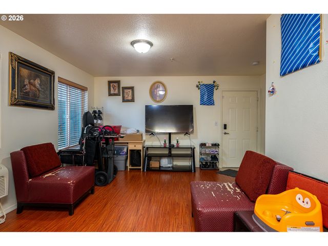 3317 Se 122ND Ave 14, Portland, OR 97236