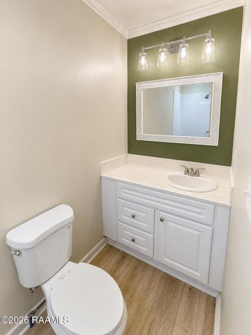 303 Thelma Drive, Lafayette, LA 70506