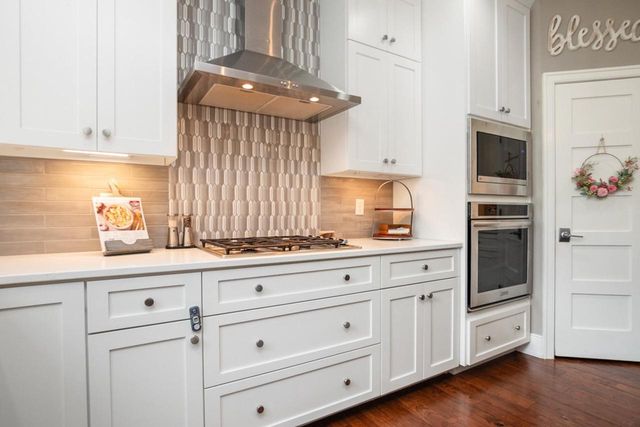 3400 AMBER LANE, Green Bay, WI 54311