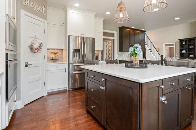 3400 AMBER LANE, Green Bay, WI 54311