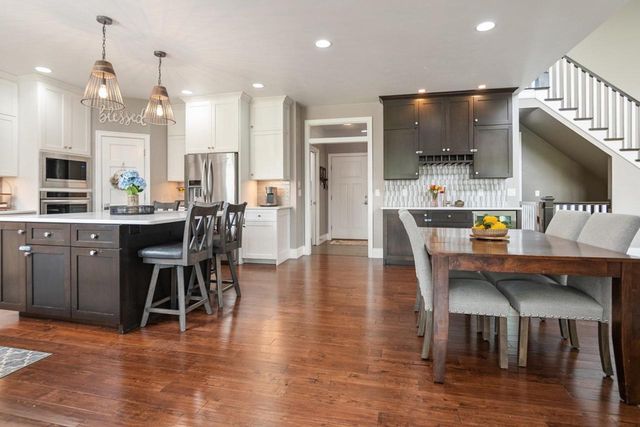 3400 AMBER LANE, Green Bay, WI 54311