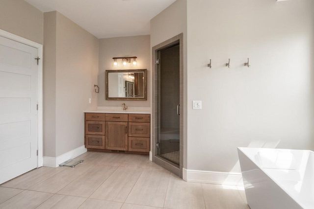 3400 AMBER LANE, Green Bay, WI 54311