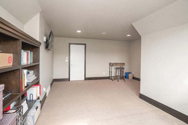 3400 AMBER LANE, Green Bay, WI 54311