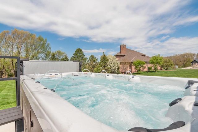 3400 AMBER LANE, Green Bay, WI 54311
