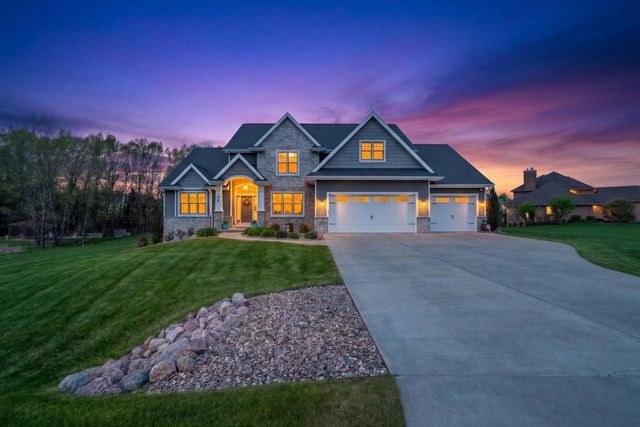 3400 AMBER LANE, Green Bay, WI 54311