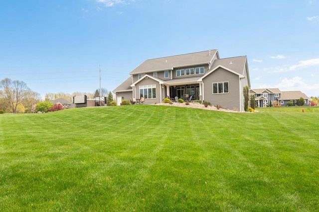 3400 AMBER LANE, Green Bay, WI 54311